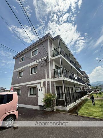 ピースフル松岡の外観写真