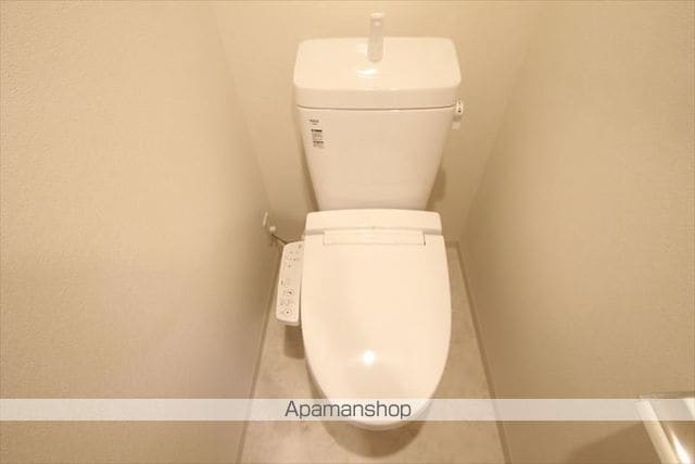 プレサンス西中島南方セレストの内装写真