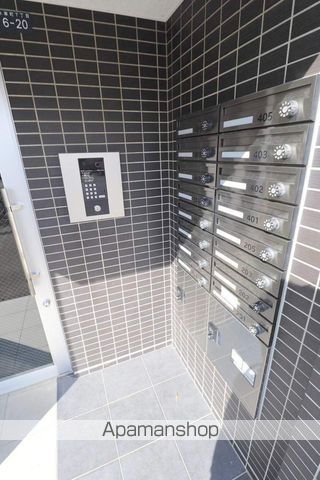 シティレジデンス水車町の玄関写真