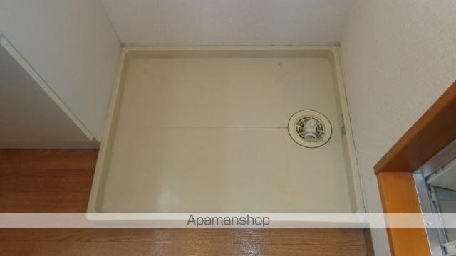 ロイヤルコーポ中川の内装写真