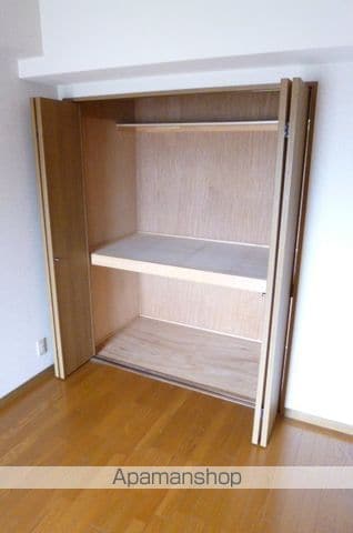 ガウディ田酉の内装写真