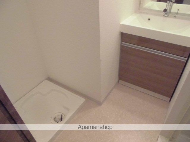 RUHE本町の内装写真