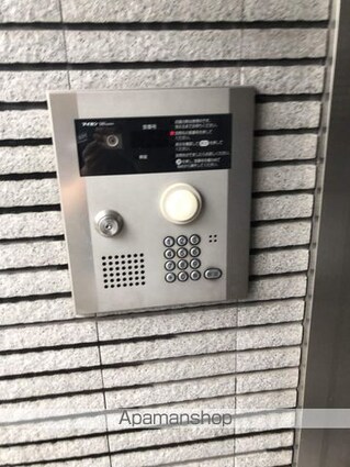 東京都中野区新井３丁目[1K/25.11m2]のエントランス1