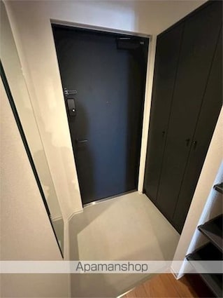 ＺＯＯＭ信濃町[1LDK/34.41m2]の玄関