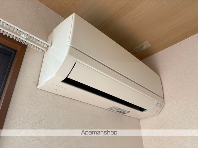コンフォメントの内装写真