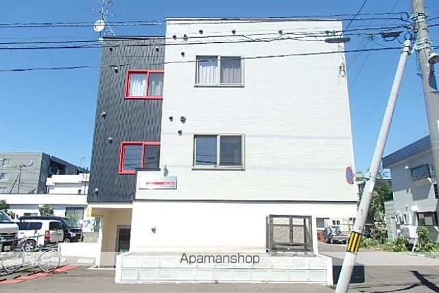 ラピスコート北24条の外観写真