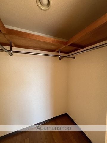 KHKCOURTNISHINODAの内装写真