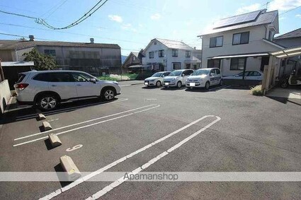 グランベレオ南手城[1LDK/40.93m2]の駐車場1