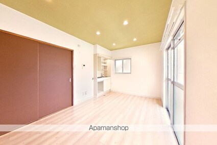 高知県高知市鏡川町[1R/20m2]のリビング・居間