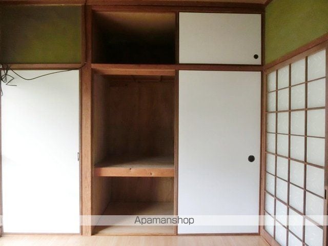 西陵4丁目貸家の内装写真