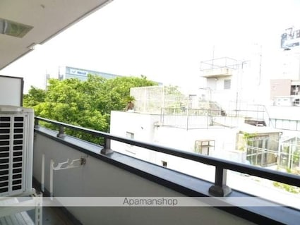 アゼリア明大前[2DK/43.2m2]のバルコニー