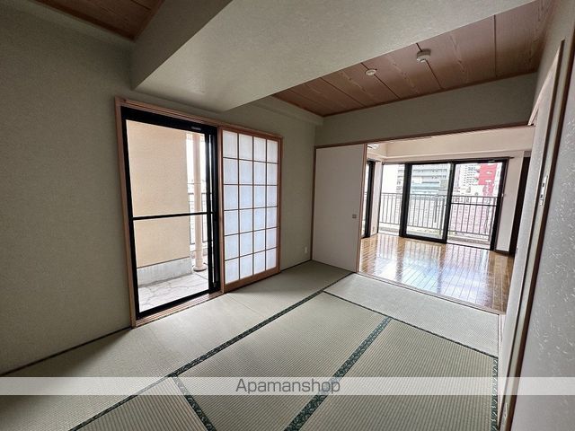 タワーレジデンス甲府中央の内装写真