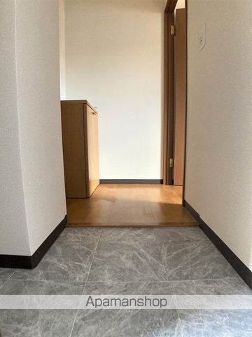 大阪市御堂筋線 東三国駅 徒歩5分 5階建 築22年の内装写真