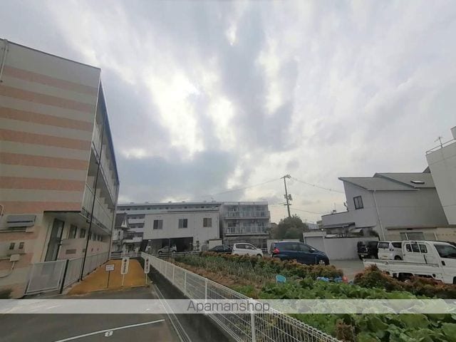 レオパレスカメリアの外観写真
