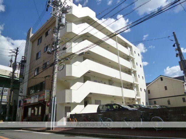 黒川マンションの外観写真