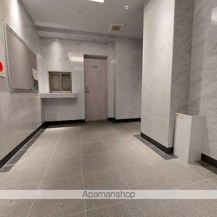 東京都杉並区高円寺南４丁目[1R/25.07m2]のエントランス1