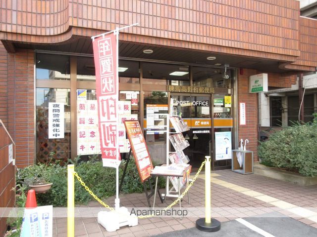 レオパレスメイプルハイム高野台2号館の内装写真