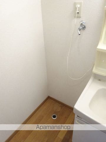 ペアハイツ野地B棟の内装写真
