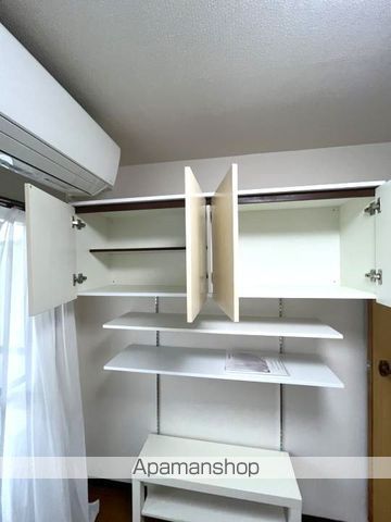 マンション輝の内装写真