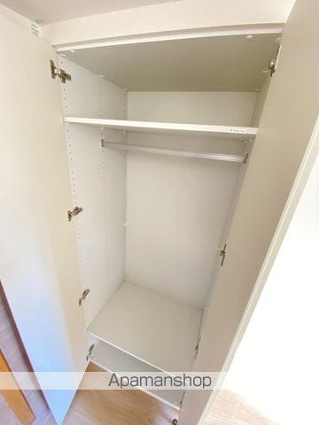 SCUTEUMEDAHIGASHIの内装写真