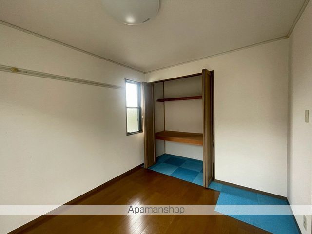 クイーンズ4の内装写真