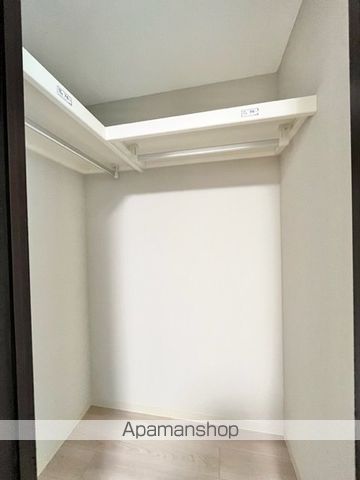 フォーリアライズ昭和南通1の内装写真