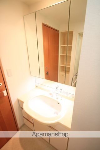 コンフォリア板橋仲宿の内装写真