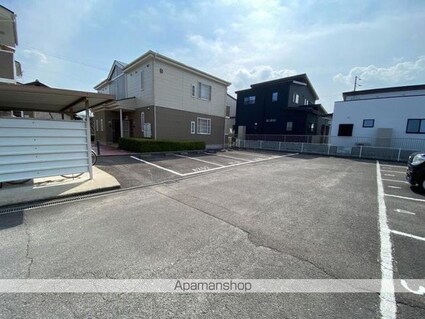 香川県高松市元山町[2DK/47.93m2]の駐車場