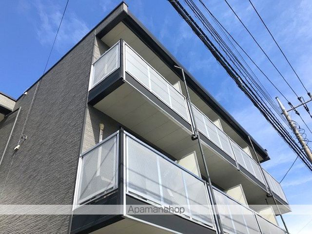 レオパレスさざんかの外観写真