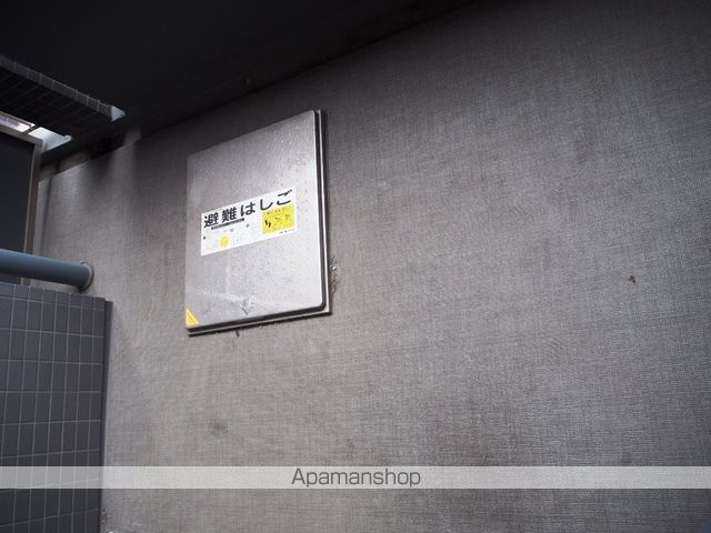 プール・トゥジュール梅田ウエストの内装写真