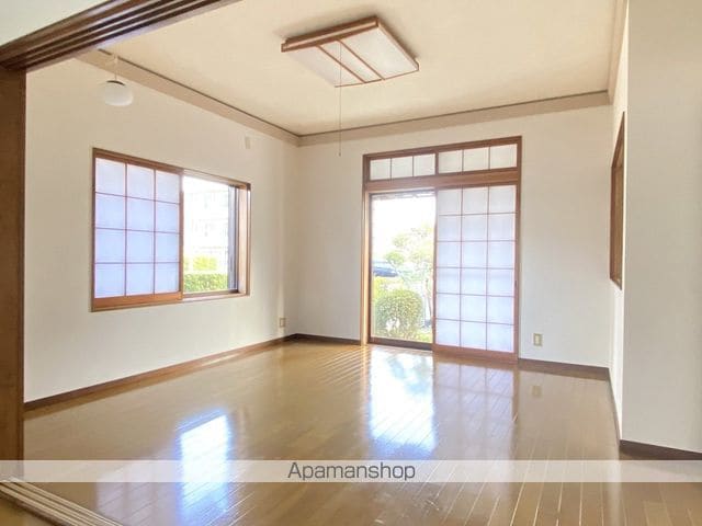 前島3丁目貸家の内装写真