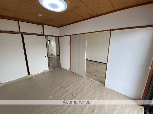 岸本マンションの内装写真