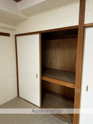 リヴァーサイド植田の内装写真
