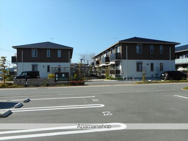 和歌山県和歌山市内原[2LDK/65.99m2]の駐車場