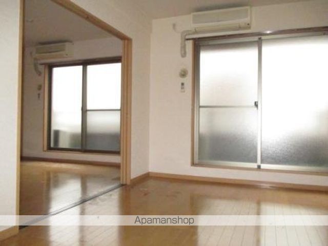 ラフィーネ博多駅前の内装写真