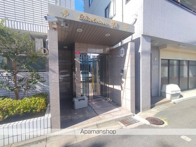 シャトー雅の玄関写真