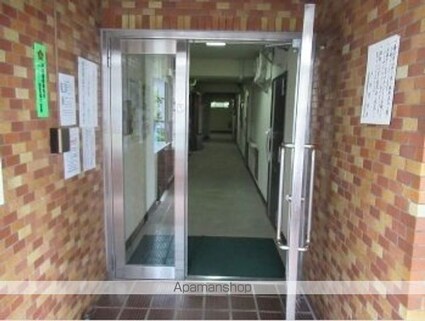 マンション高田馬場[1LDK/42.37m2]の外観2