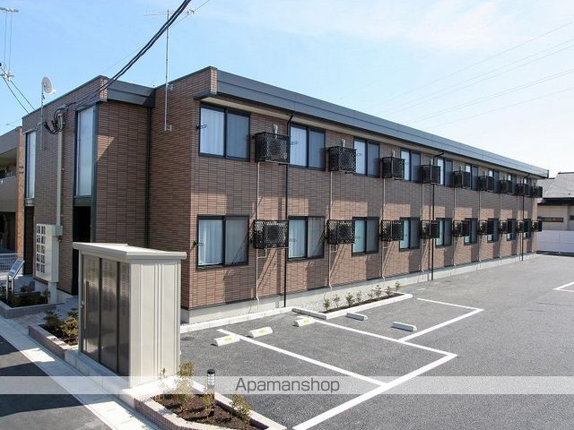 レオパレス中島