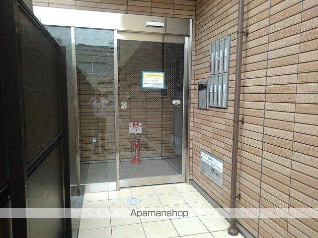 アロッジオ紫野の玄関写真