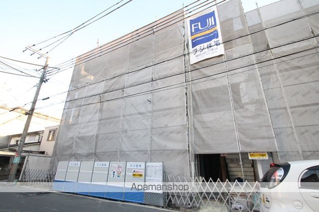 フジパレス東淀川II番館の玄関写真