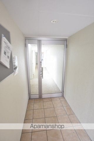 グランデプレシア宮の沢の玄関写真