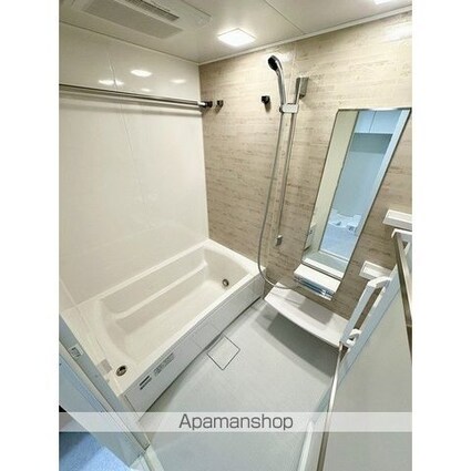 アジールコート練馬中村橋[2SLDK/61.18m2]のバス