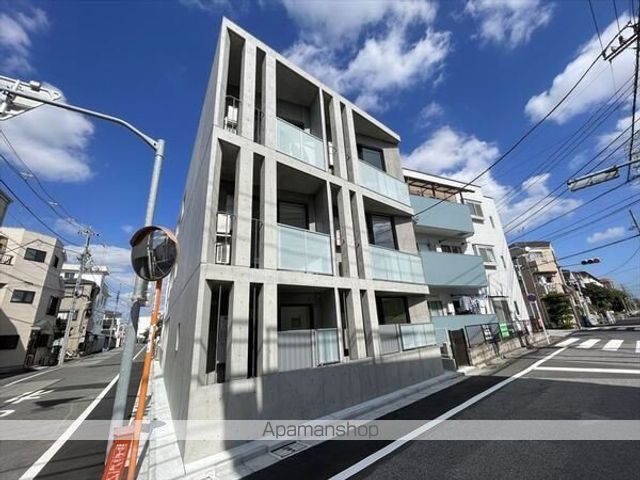 フリューゲル綾瀬の外観写真