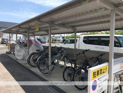 サニーヴィラ参番館[3LDK/65.98m2]のエントランス1