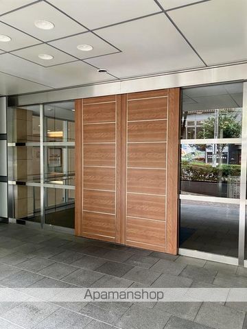 ニューシティ東戸塚タワーズシティBEタワーの玄関写真