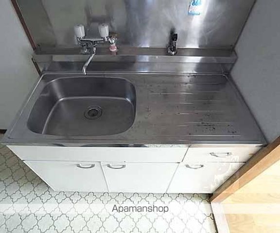 ロイヤルコーポタカハラの内装写真