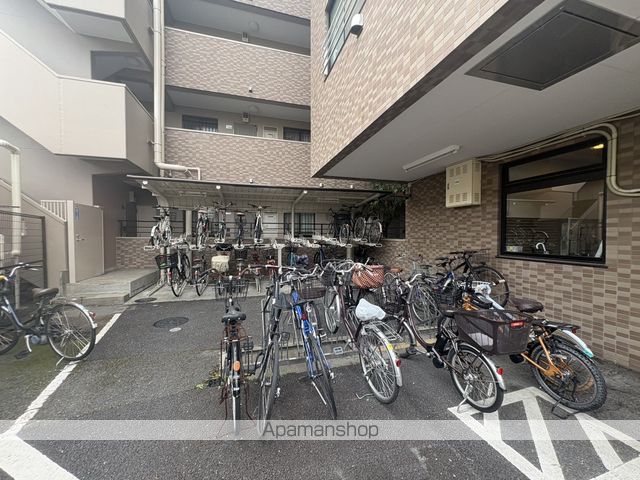 ライオンズマンション浦和第7の玄関写真