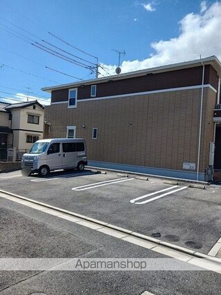 キャトル　アルモニー[1R/32.94m2]の駐車場