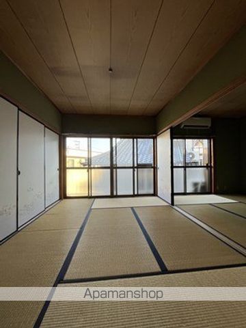 山岡アパートの内装写真