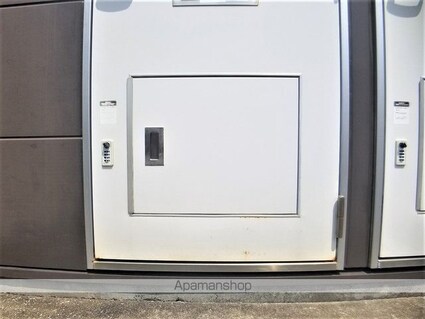 レオパレスｐｒｏｓｐｅｒｉｔｅ[1K/26.08m2]の玄関